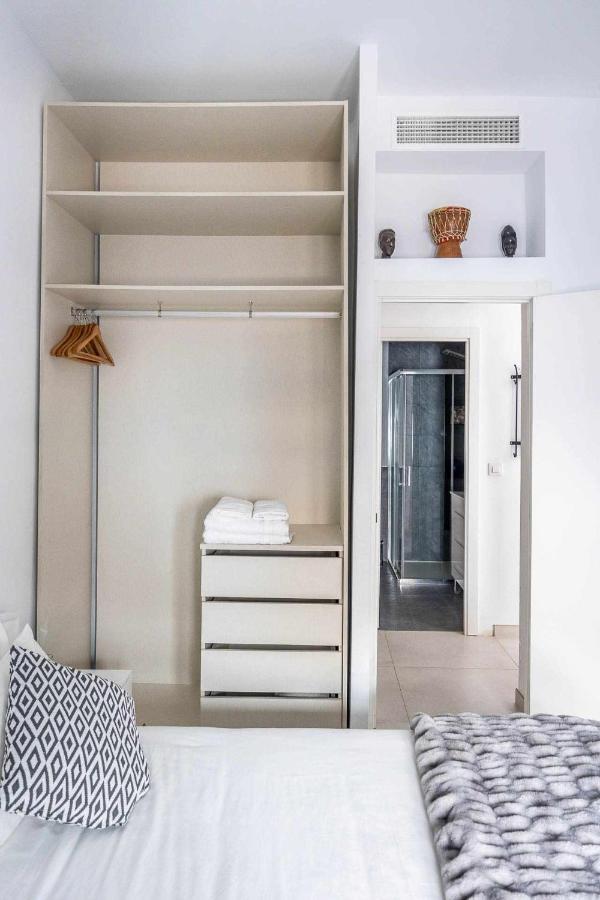 Comfy Away - Apartamento Exclusivo Mercado De Triana Con Balcon Sevilla Bagian luar foto