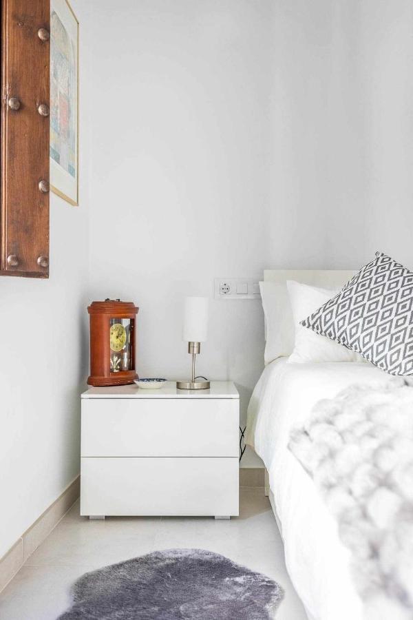 Comfy Away - Apartamento Exclusivo Mercado De Triana Con Balcon Sevilla Bagian luar foto