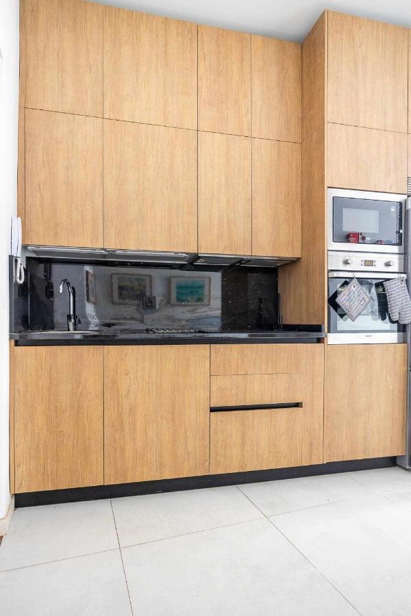 Comfy Away - Apartamento Exclusivo Mercado De Triana Con Balcon Sevilla Bagian luar foto